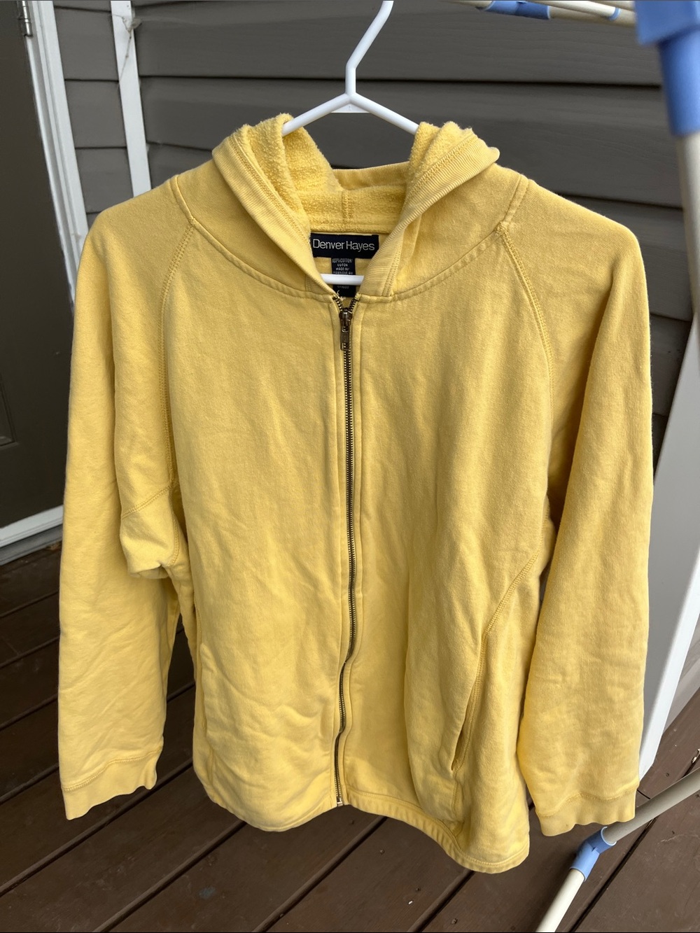 100% cotton Vintage Denver Hayes medium, large, XL Full-Zip Hoodie.
Gold yellow